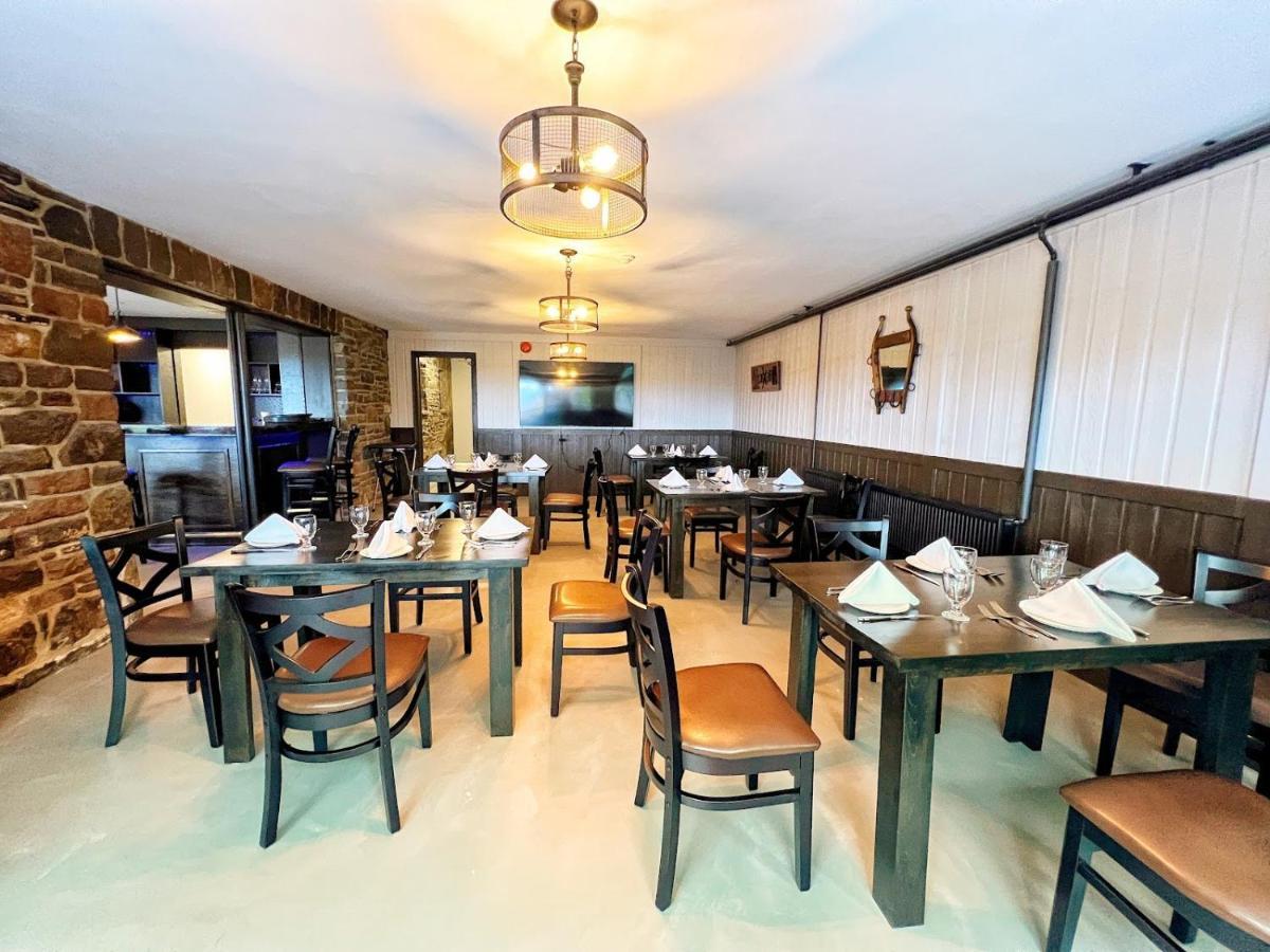 Inn At The Falls ブレイスブリッジ エクステリア 写真