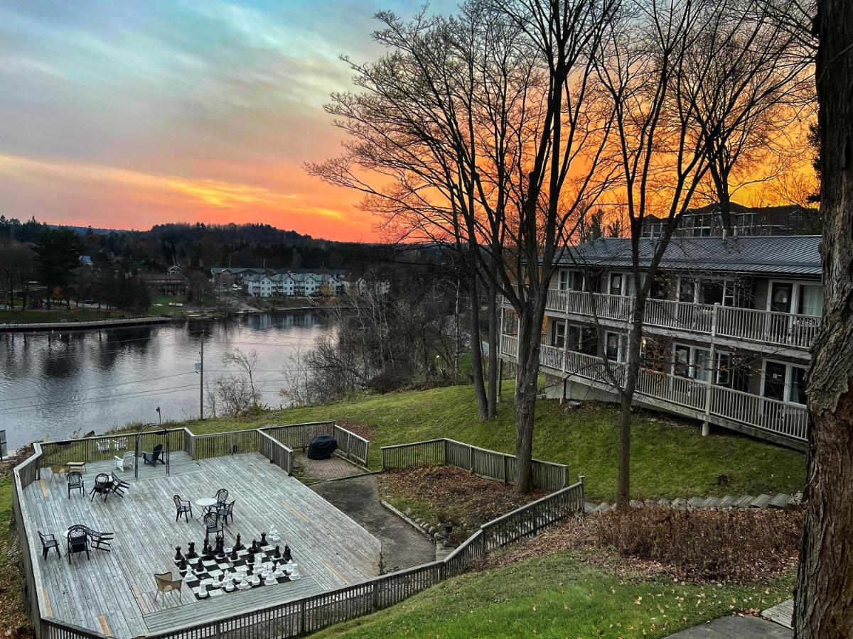 Inn At The Falls ブレイスブリッジ エクステリア 写真